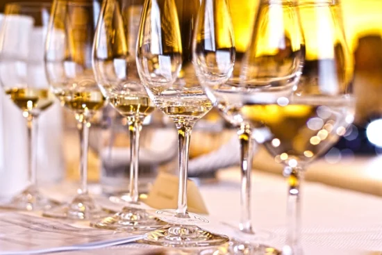 Free wine glass line image